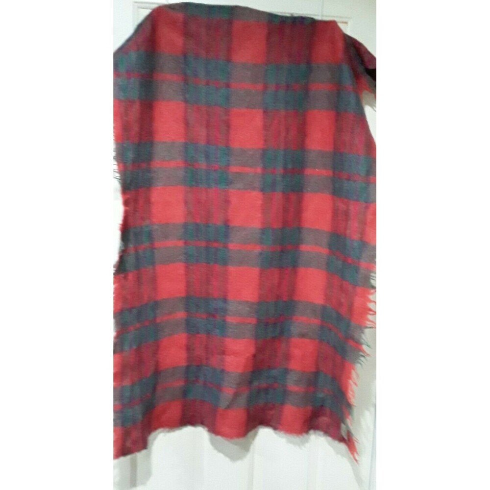 John Hanly Luxury Mohair/Wool Shawl, Made in Ireland - Picture 3 of 6